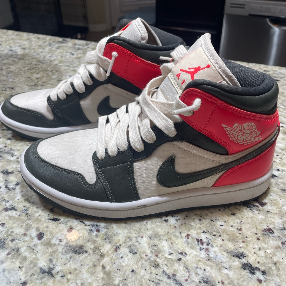 Nike Women's Sneakers - Black, White, Red